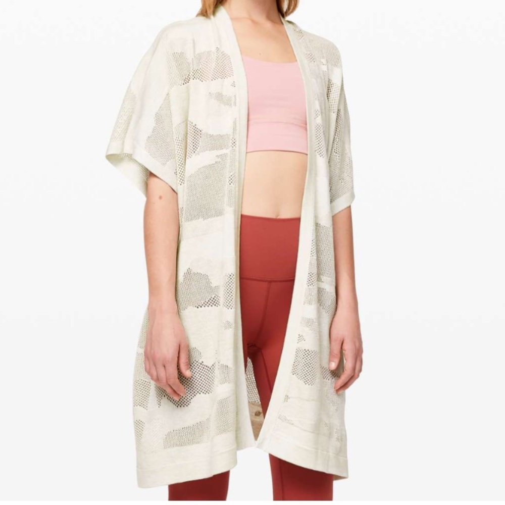 Lululemon Find Your Light Wrap